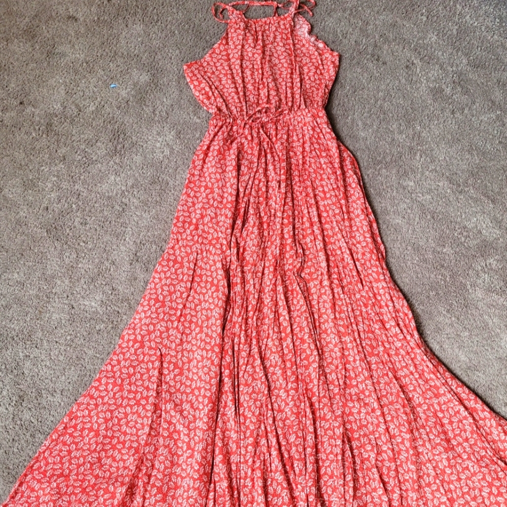 Floor length dress. Size medium. Vici brand